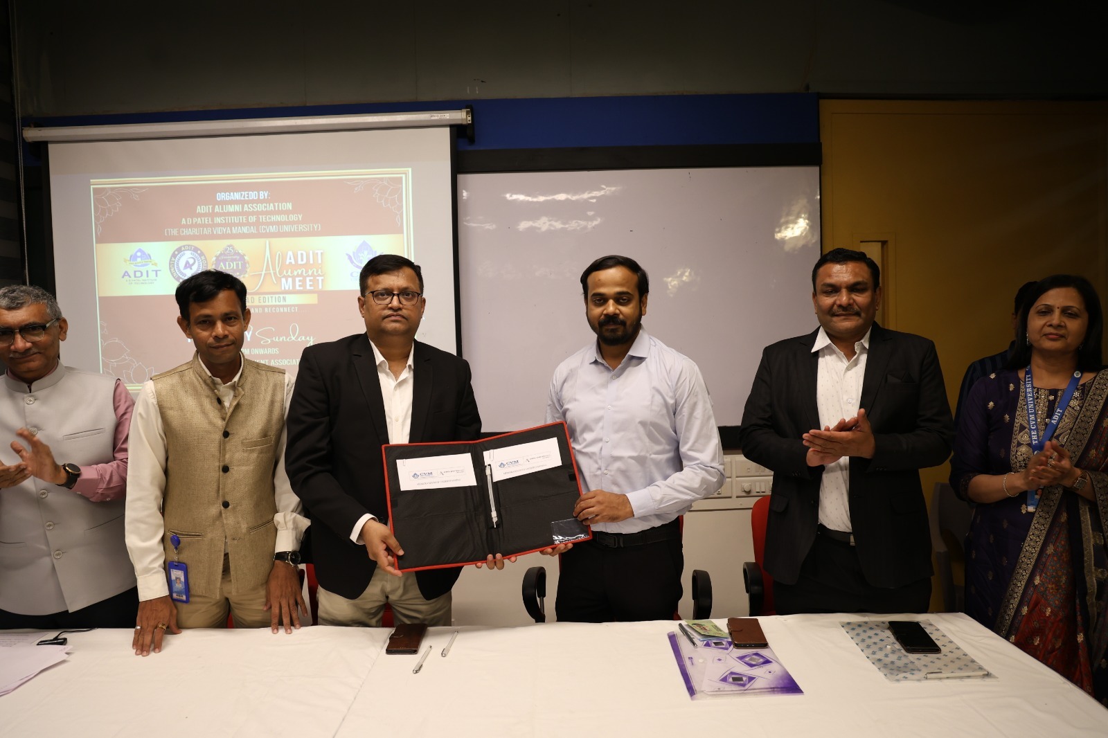 MOU sign in ceremony during ALUMNI MEET.